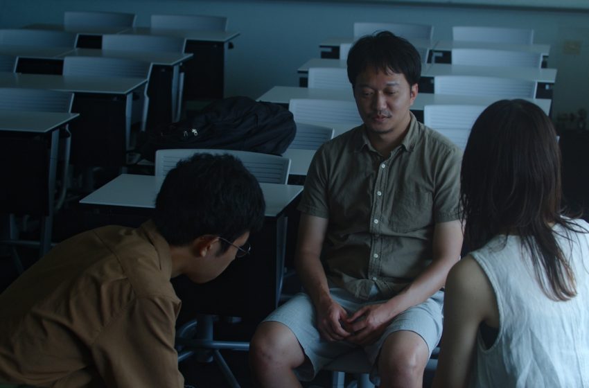  映画『よそ者の会』西崎羽美監督インタビュー。不器用な人たちが集まった会の様子を見守ってほしい。